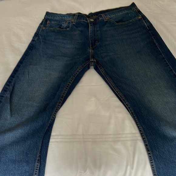 Mens 505 Levi’s blue jeans. In good condition. W 36 L 32. - Picture 2 of 3